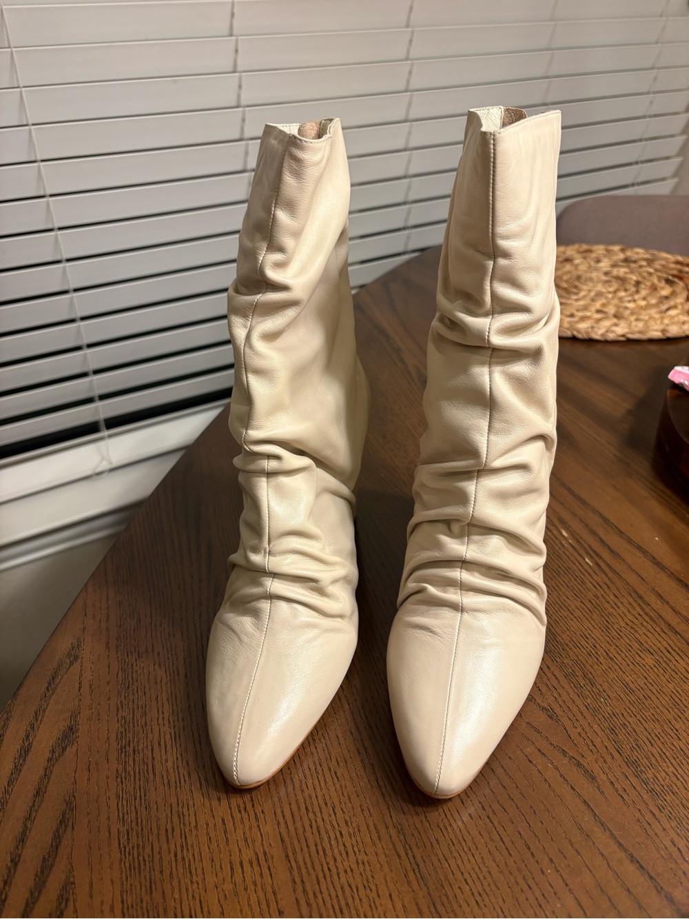 Matisse Colette Ruched Booties - Picture 4 of 9